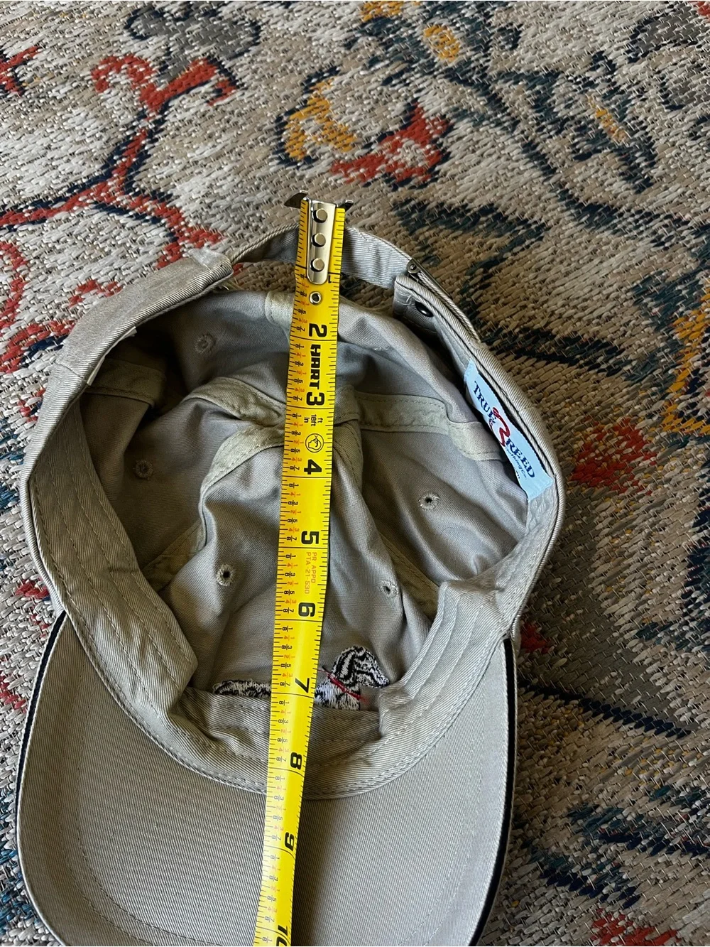 True Breed casual beige